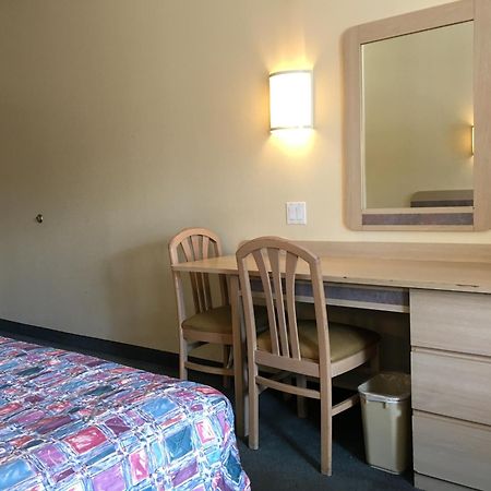 Motel 6-Portland, Or - I-5 Zewnętrze zdjęcie