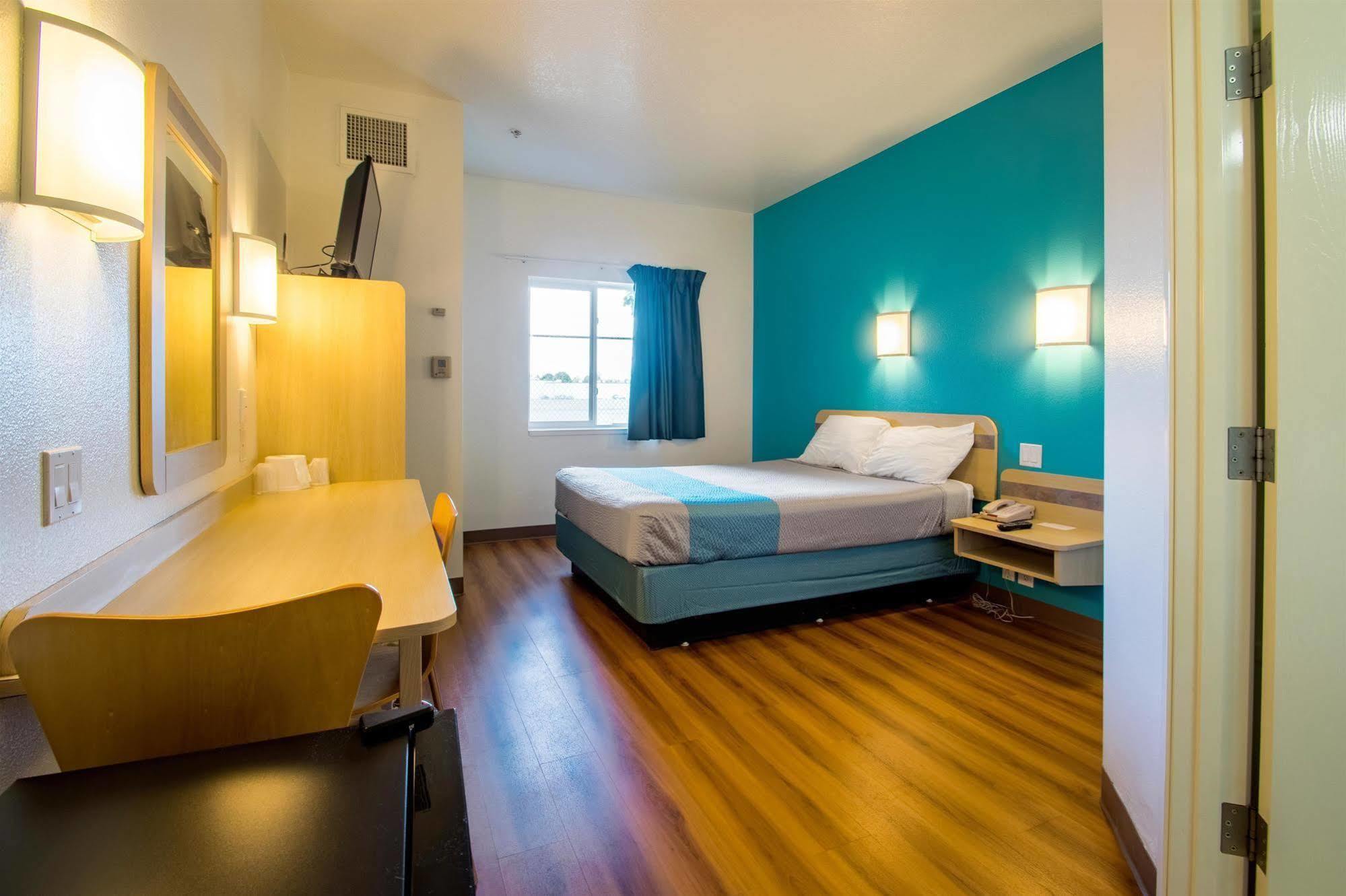 Motel 6-Portland, Or - I-5 Zewnętrze zdjęcie